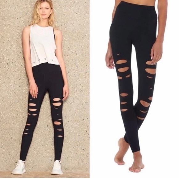 ALO YOGA Black Ripped Warrior Legging Airbrush Fabric High Rise Gym  Small - Picture 1 of 12